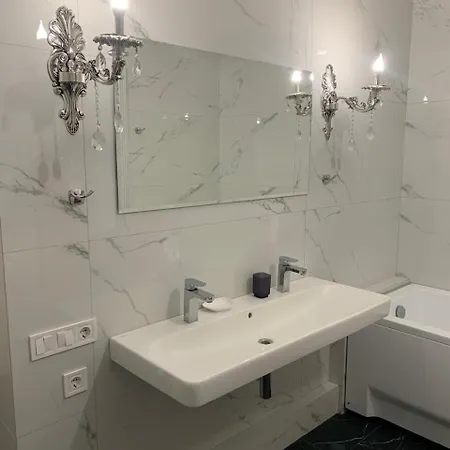 Apartment в аркадии с видом на море ,2спальни,балкон *